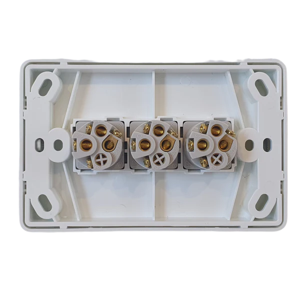 30513NLS 3 Gang Switch 10A Horizontal