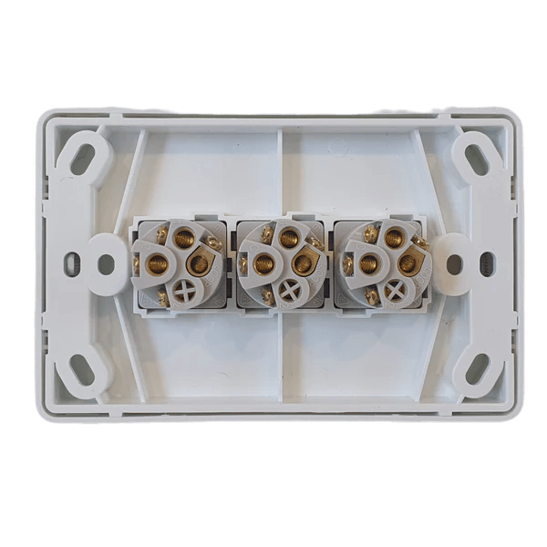 30513NLS 3 Gang Switch 10A Horizontal - ONE STOP LIGHTING