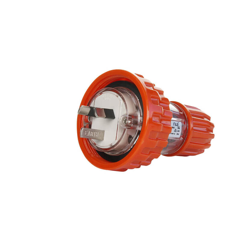 NLS 3 PIN FLAT STRAIGHT PLUG 4