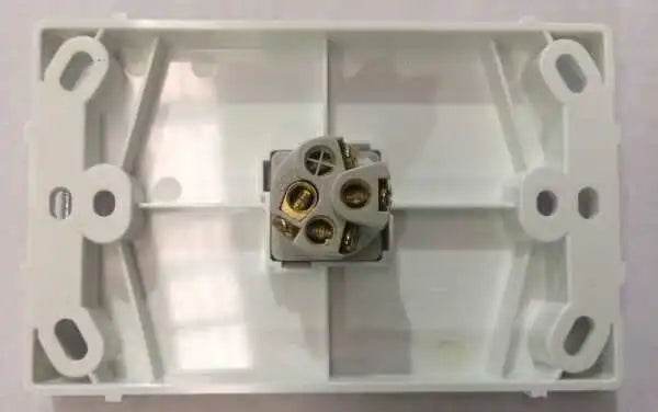 30511NLS Horiztonal Single Gang Light Switch 10Amp 250V - ONE STOP LIGHTING