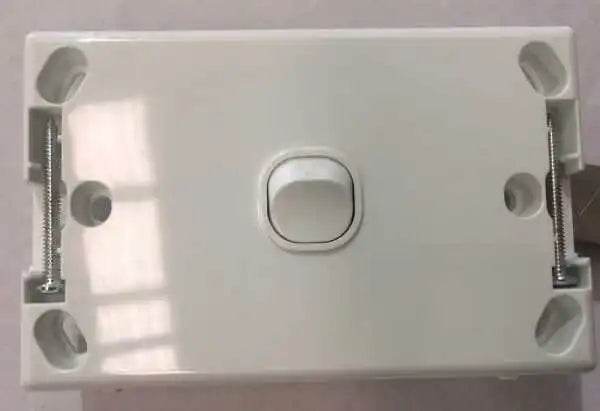 30511NLS Horiztonal Single Gang Light Switch 10Amp 250V - ONE STOP LIGHTING