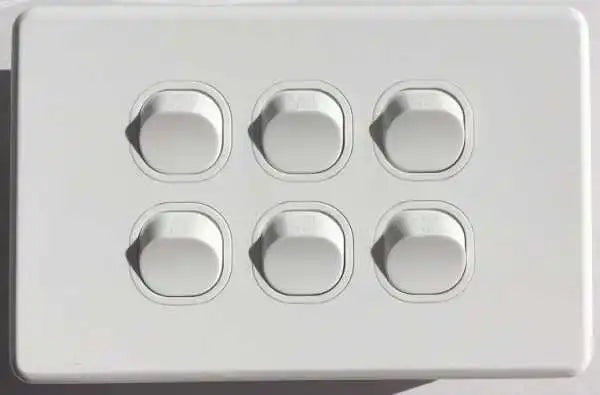 30516NLS Horiztonal 6 Gang Light Switch 10Amp 250V