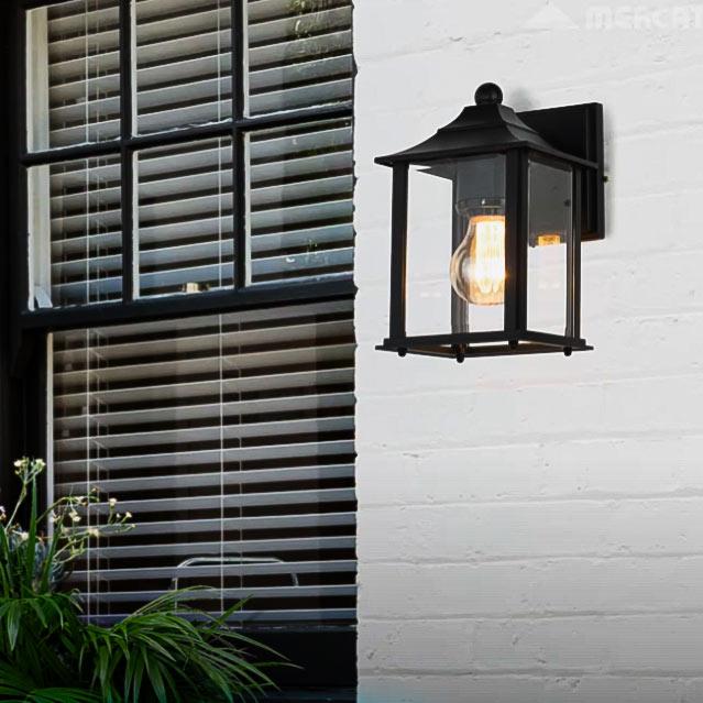 Mercator: Modern coach outdoor wall light in black