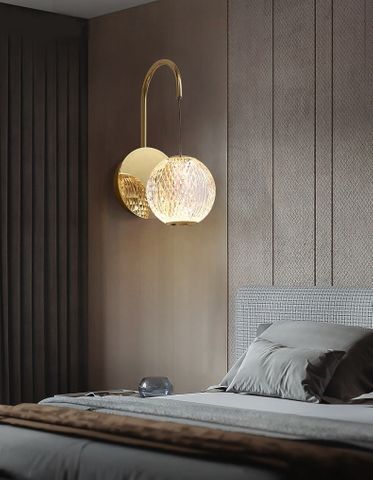 Vencha Lighting Langdon-Wall Light - Gold - 3K