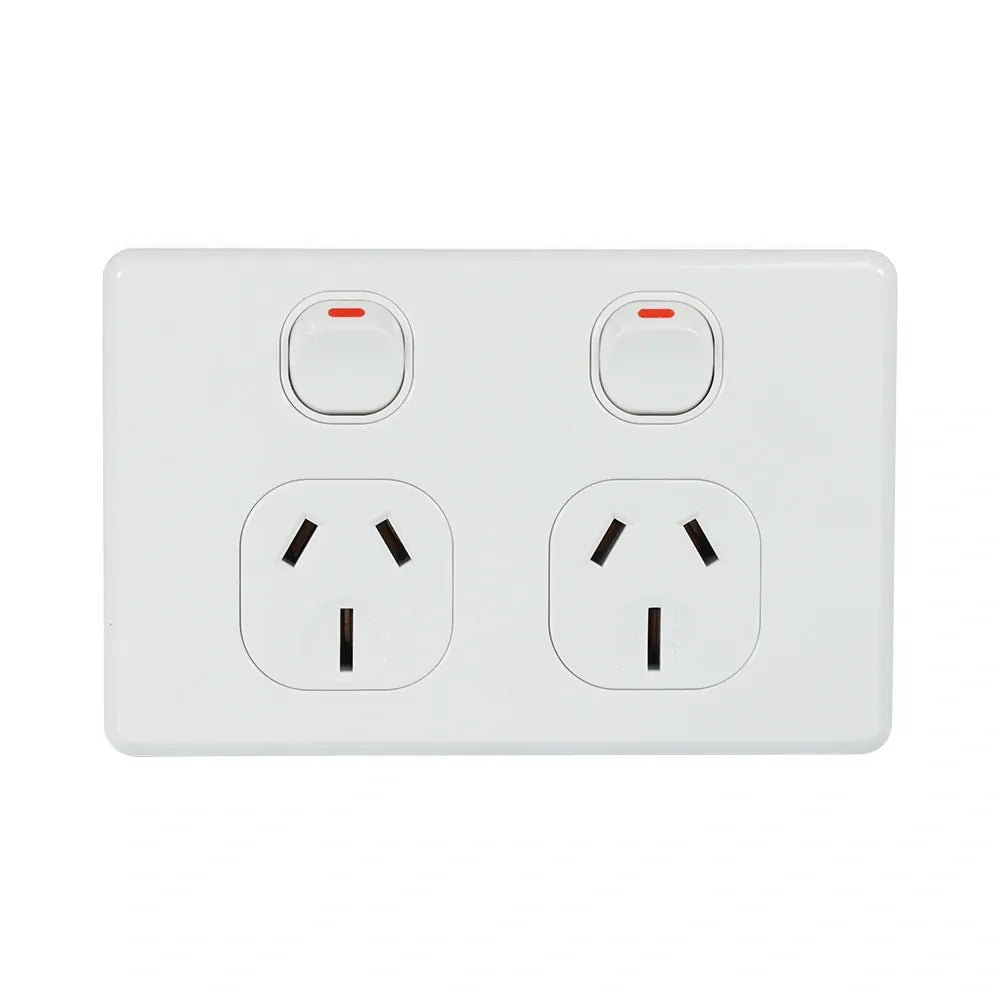NLS 30728 | DOUBLE POLE DOUBLE POWER POINT 15AMP 'CLASSIC' STYLE | WHITE